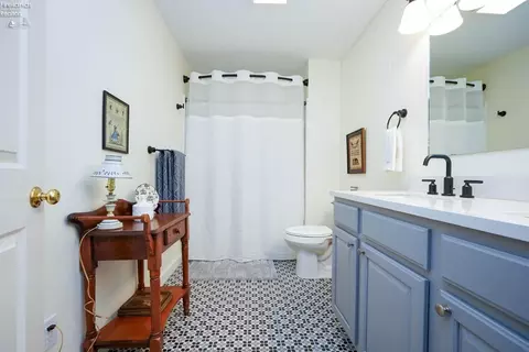 Bath - 117 Caleb Dr, Clyde, OH 43410 photo 2 of 4
