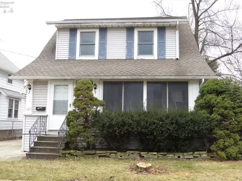 123 Waverly Pl, Lorain, OH 44052