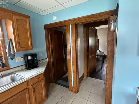 Kitchen - 501 Euclid St, Willard, OH 44890 photo 4 of 5