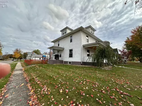Exterior - 501 Euclid St, Willard, OH 44890 photo 3 of 8