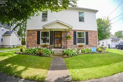 415 George St, Clyde, OH 43410
