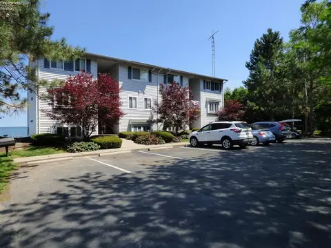 348 Toledo Ave #H, Put In Bay, OH 43456