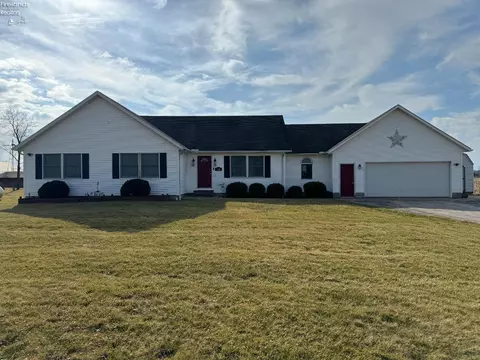3315 Napoleon Rd, Fremont, OH 43420