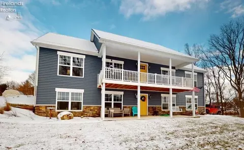 412 Plymouth St, Plymouth, OH 44865