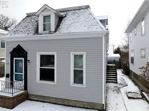 Exterior - 520 E Monroe St, Sandusky, OH 44870 photo 3 of 5