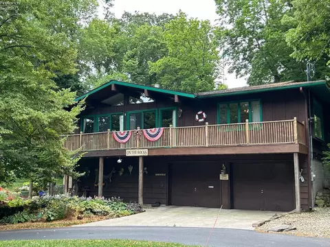 502 Wesleyan Dr, Marblehead, OH 43440