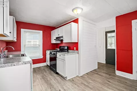 Kitchen - 136 E Main, Norwalk, OH 44857 photo 3 of 4
