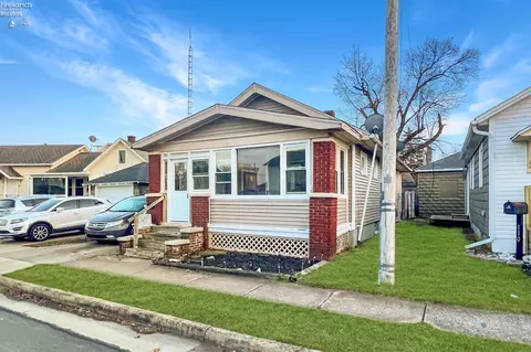 108 Townsend St, Sandusky, OH 44870