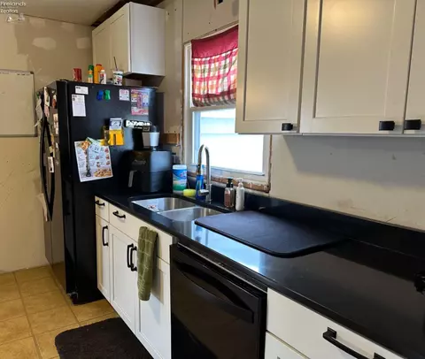 4197 Limerick Rd, Clyde, OH 43410 photo 7