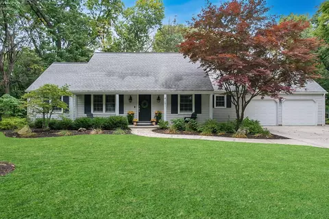 4281 E Colony Club Dr, Port Clinton, OH 43452