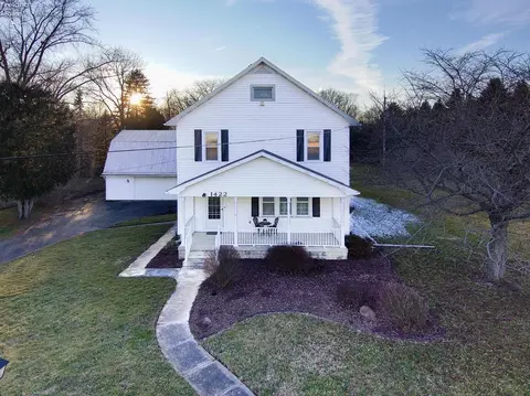 1422 Morrison Rd, Fremont, OH 43420