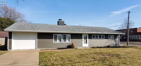 1838 Mills St, Sandusky, OH 44870