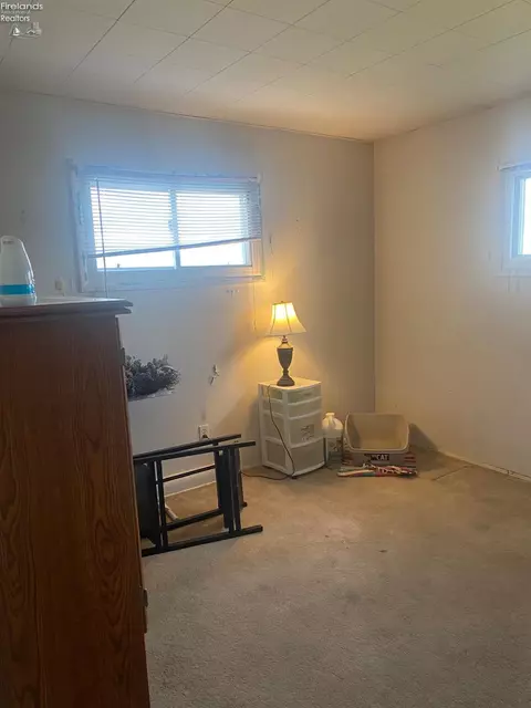 597 Willow Park Rd, Elyria, OH 44035 photo 10