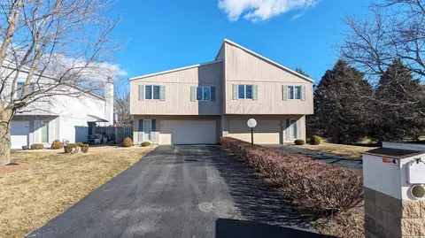 64 River Run, Fremont, OH 43420