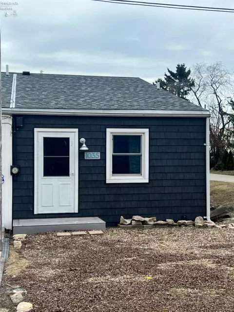 1035 Cove Park Blvd, Sandusky, OH 44870