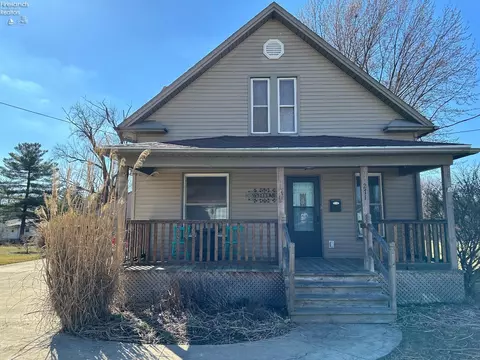 Exterior - 271 Ott St, Clyde, OH 43410 photo 3 of 15