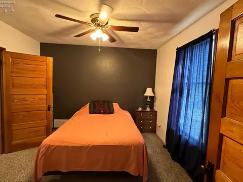 Bedroom - 271 Ott St, Clyde, OH 43410 photo 4 of 8