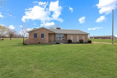 5542 E Bayshore Rd, Marblehead, OH 43440 photo 4