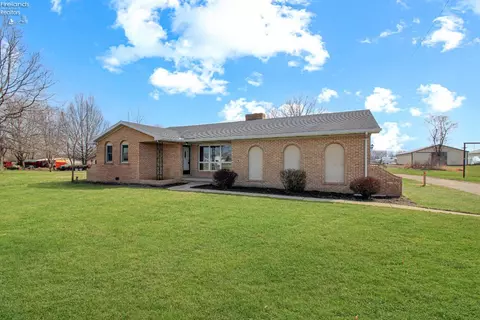 5542 E Bayshore Rd, Marblehead, OH 43440 photo 2
