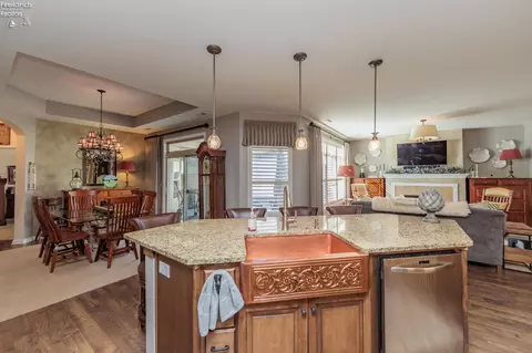 Kitchen - 4013 Coventry Cir, Huron, OH 44839 photo 10 of 11