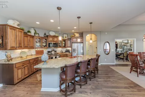 Kitchen - 4013 Coventry Cir, Huron, OH 44839 photo 2 of 11