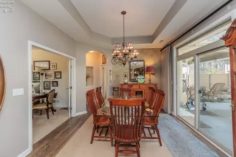 Dining - 4013 Coventry Cir, Huron, OH 44839 photo 2 of 4