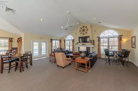 Living - 4013 Coventry Cir, Huron, OH 44839 photo 7 of 7