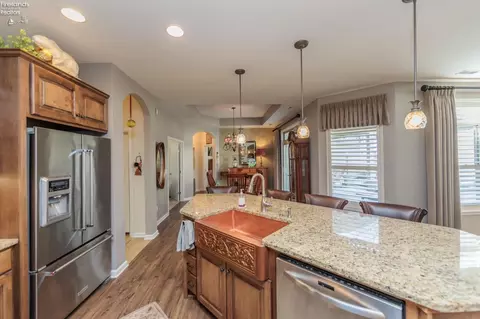 Kitchen - 4013 Coventry Cir, Huron, OH 44839 photo 8 of 11