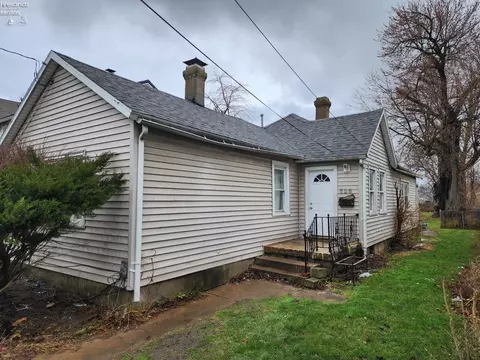 528 Camp St, Sandusky, OH 44870