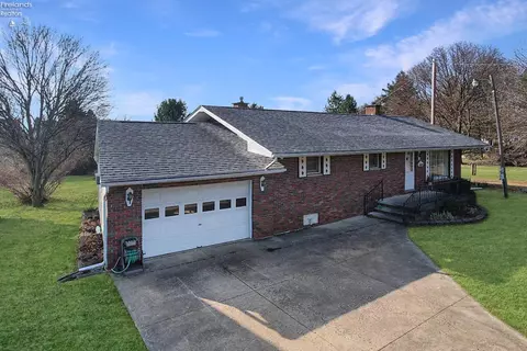 10700 E Bayshore Rd, Marblehead, OH 43440
