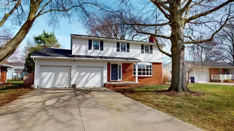 49 Louise St, Shelby, OH 44875