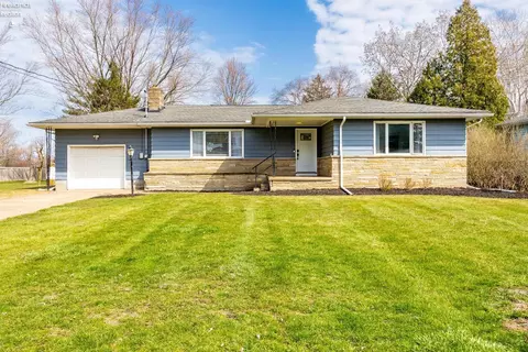 538 Berlin Rd, Huron, OH 44839