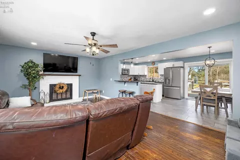 538 Berlin Rd, Huron, OH 44839 photo 3