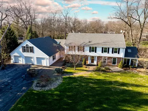 1740 Hampton Rd, Fremont, OH 43420