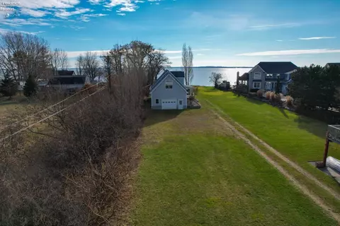 7072 E Bayshore Rd, Marblehead, OH 43440 photo 4