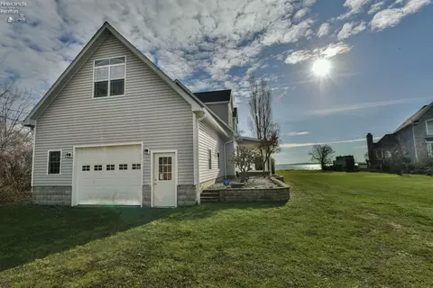 7072 E Bayshore Rd, Marblehead, OH 43440 photo 13