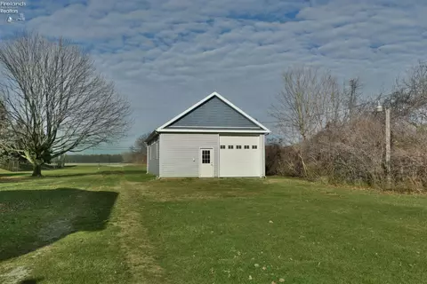 7072 E Bayshore Rd, Marblehead, OH 43440 photo 14