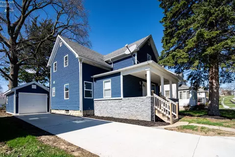 120 N 5th St, Fremont, OH 43420