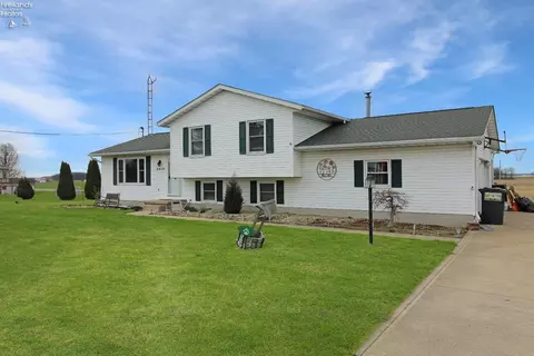 6636 State Route 101, Clyde, OH 43410