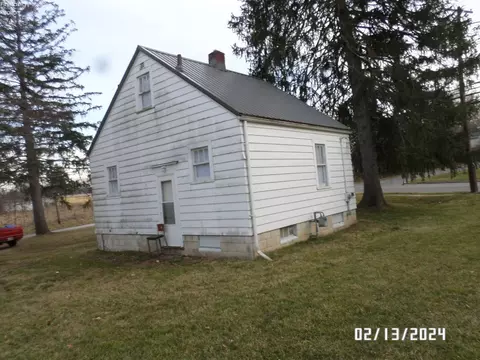 Exterior - 519 S Diamond St, Mansfield, OH 44902 photo 4 of 5