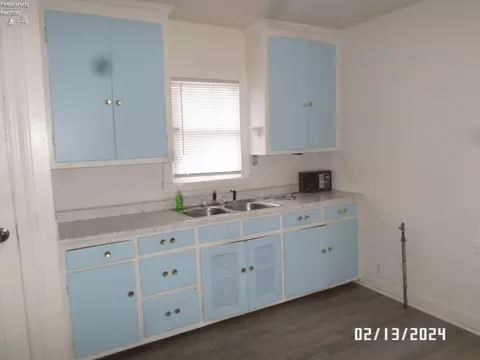 Kitchen - 519 S Diamond St, Mansfield, OH 44902 photo 1 of 2