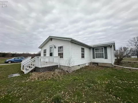 453 Chenango Rd, New London, OH 44851