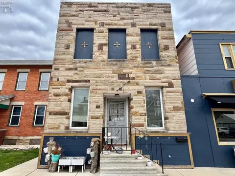 211 E Market St, Tiffin, OH 44883