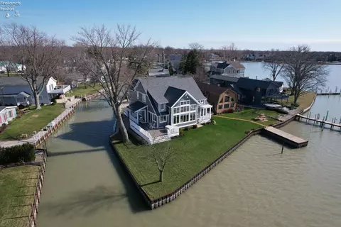 View/Area - 2135 N Robert St, Marblehead, OH 43440 photo 7 of 8