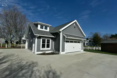 Other - 2135 N Robert St, Marblehead, OH 43440 photo 3 of 17