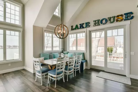 Dining - 2135 N Robert St, Marblehead, OH 43440 photo 4 of 4