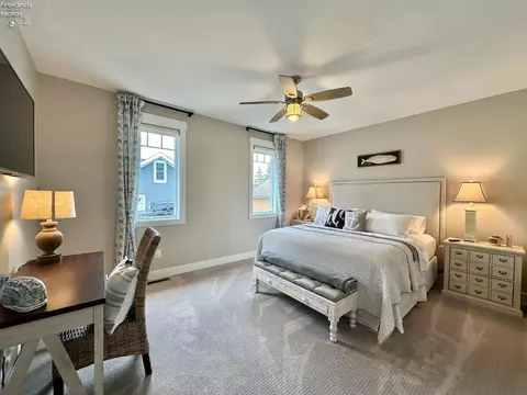 Bedroom - 2135 N Robert St, Marblehead, OH 43440 photo 3 of 15