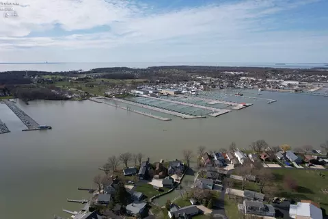View/Area - 2135 N Robert St, Marblehead, OH 43440 photo 4 of 8