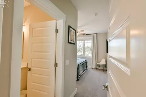 Entry Way - 2135 N Robert St, Marblehead, OH 43440 photo 4 of 5