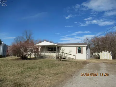 2047 Winkle Dr, Milan, OH 44846